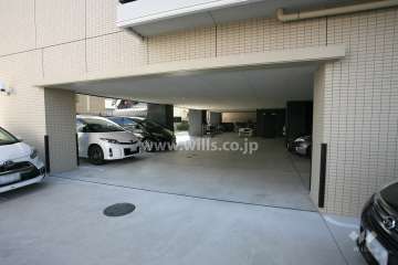 敷地内駐車場(屋外・屋内平面式)