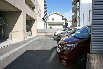 敷地内駐車場(屋内機械式・屋外平面式))