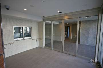 エントランスホール