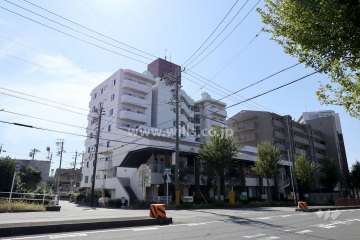 イトーピア雲雀ケ岡マンションの外観（北東側から）