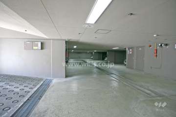 敷地内駐車場(屋内平面式)