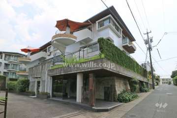 グランデュー清水ヶ岡の外観（北西側から）