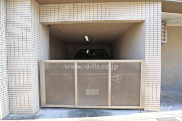 敷地内駐車場（屋内平面式）