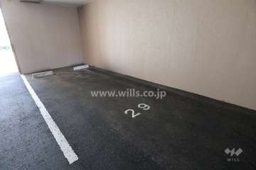 敷地内駐車場（屋内平面式）