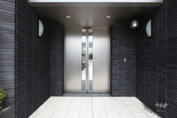 駐輪場出入り口