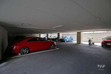 敷地内駐車場（屋内平面式）