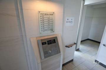 宅配ボックスと共用ポスト
