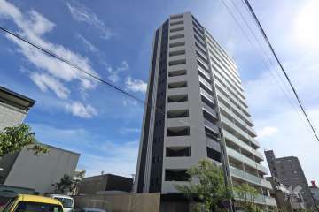 ライオンズ浅間町マークスフォートの外観（南西側から）