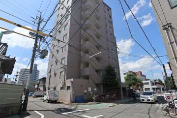 シャンボール天神山の外観（北東側から）