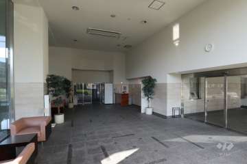 エントランスホール