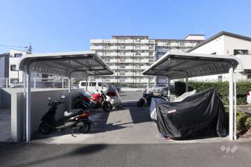 バイク置き場