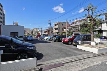 敷地内駐車場（屋外平面式）