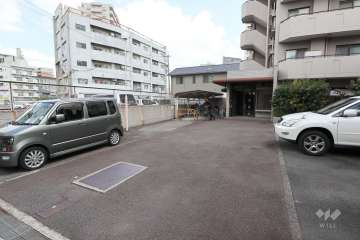 敷地内駐車場（屋外平面式）