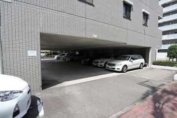 敷地内駐車場（屋内平面式、屋外平面式）