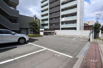 敷地内駐車場（屋外平面式）