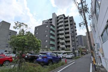 プラセシオン名古屋駅パークフロントの外観（北西側から）