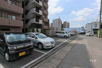 敷地内駐車場（屋外平面式）