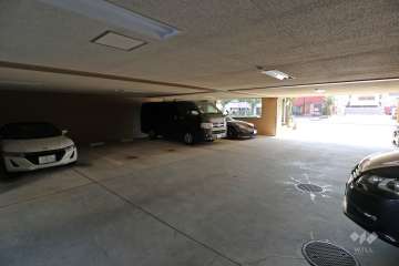 敷地内駐車場（屋内平面式）