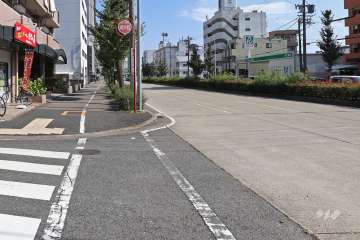 敷地南側は名古屋環状線に面しています。