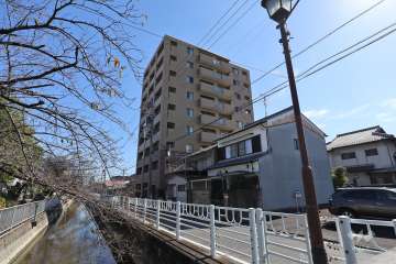 ヒルズ庄内通の外観（北西側から）