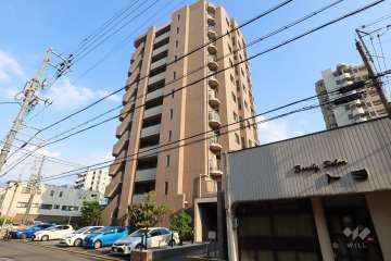 マンションの外観(北西側から)