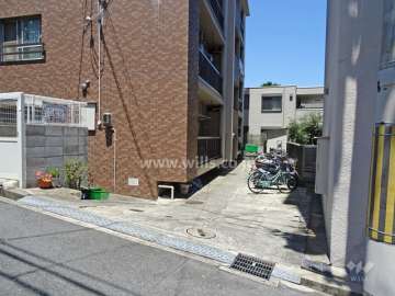 敷地の出入り口
