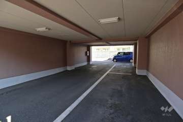 敷地内駐車場（屋内平面式）