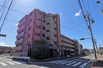 カルティア庄内緑地公園の外観（北東側から）