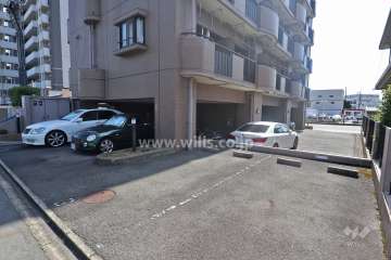 敷地内駐車場(屋外平面式)