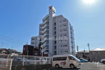 ホワイトキャッスル上小田井の外観（北西側から）