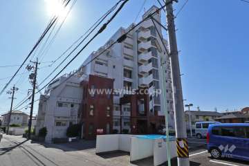 ホワイトキャッスル上小田井の外観（北東側から）