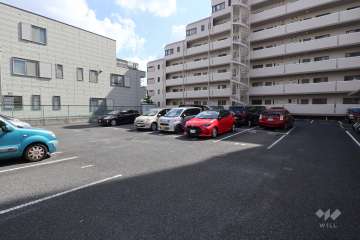 敷地内駐車場(屋外平面式)