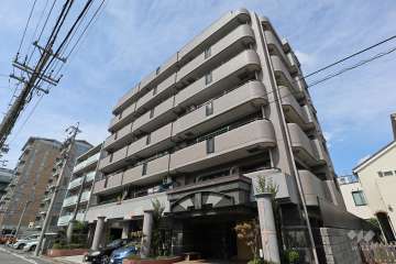 ダイアパレス浄心の外観（南東側から）