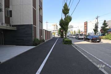 敷地北側の前面道路 『名古屋市道名古屋環状線』