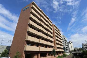 プレサンス名古屋城前ラバンカの外観（南東側から）