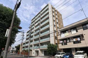 バンベール城西レジデンスの外観（南東側から）