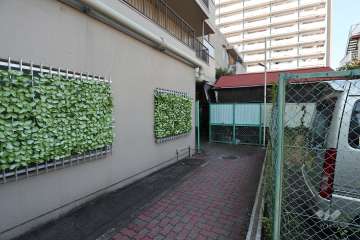 エントランスアプローチ