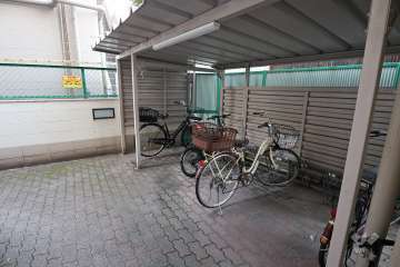 共用階段