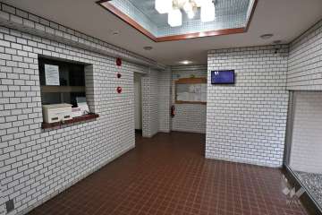 エントランスホール