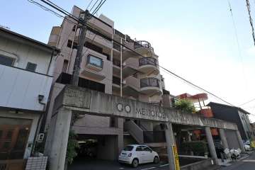 ジーオー名城公園マンションの外観（北東側から）