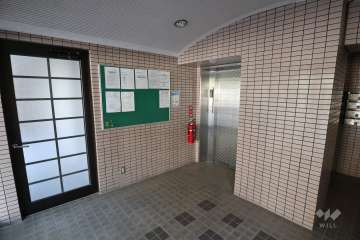 エントランスホール