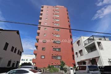 ライオンズマンション浅間町の外観（東側から）