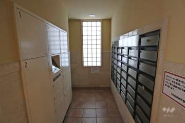 宅配ボックスと共用ポスト