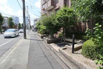 共用施設（敷地内の各所に植栽スペースが設けられています。）