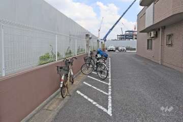 駐輪場、バイク置場