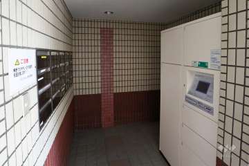 宅配ボックスと共用ポスト