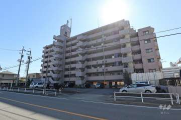 宝マンション中小田井の外観（北西側から）