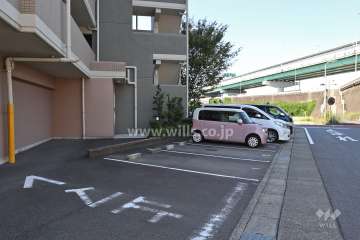 敷地内駐車場(屋外平面式)