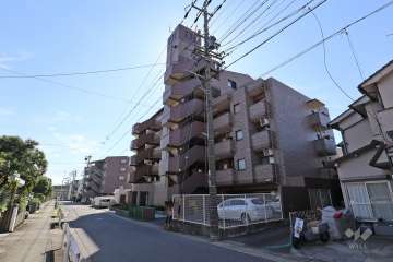 ユーハウス中小田井の外観（北西側から）