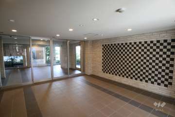 エントランスホール